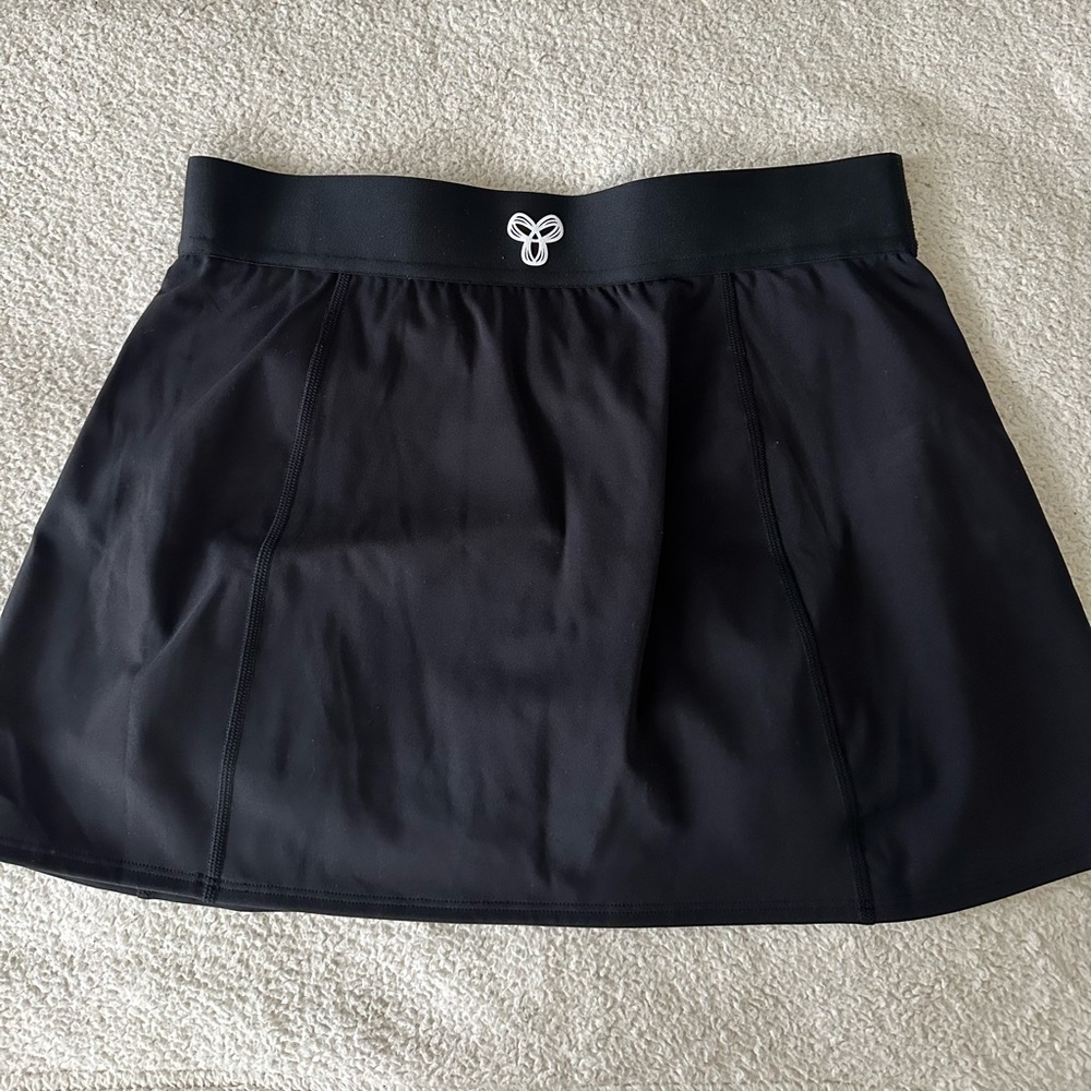 TNA athletic skort